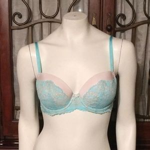 Victoria's Secret blue lace bra